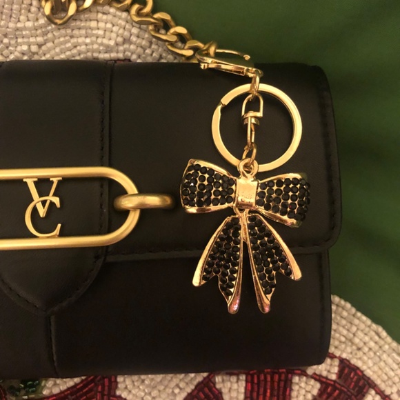 Holiday price drop tag Vince Camuto Fenel leather black and gold crossbody bag - Picture 3 of 8